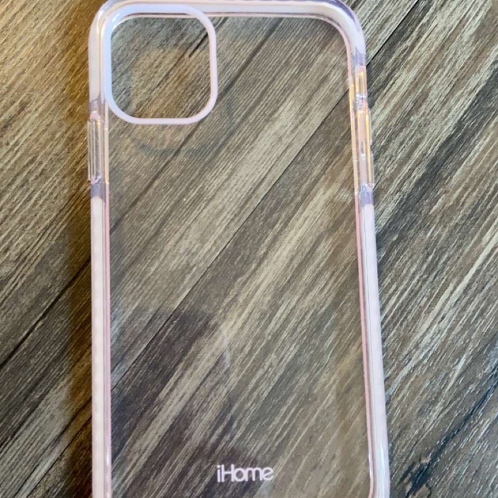 iPhone 11 ihome case